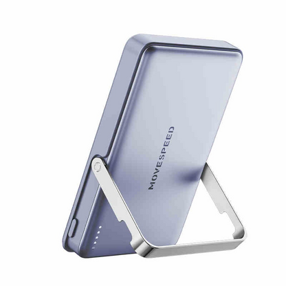 Magnetic power bank with USB-C fast charging port.
